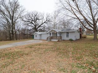 N Eugene Field Rd, Kansas City, MO 64119