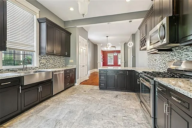 2814 Dumaine St — Photo 5
