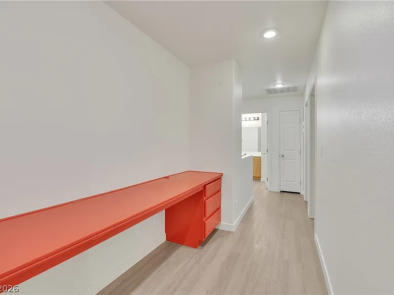 9905 Mustang Creek Way — Photo 15