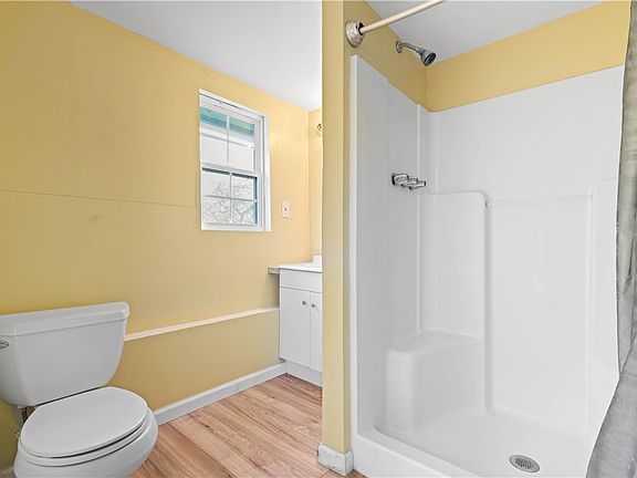2nd image of 1616 Marshall St #A