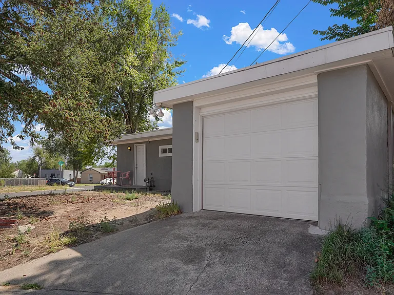 3653 N Monroe St — Photo 18