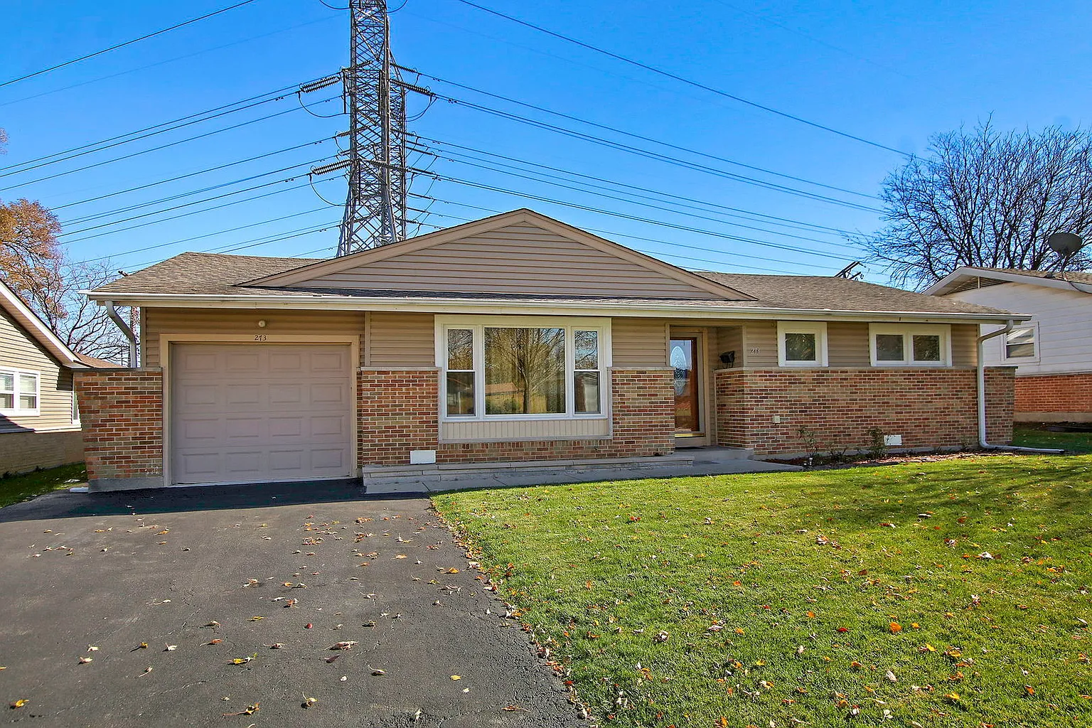 273 Wildwood Rd photo 1