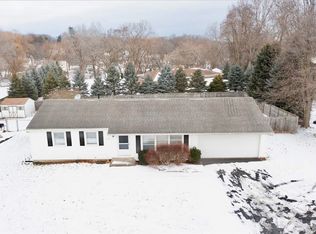 1050 Titus Ave, Rochester, NY 14617