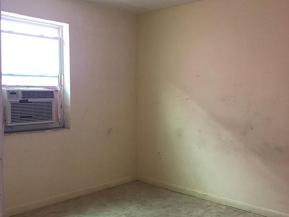 4th image of 1801 NW 2nd Ct APT 203
