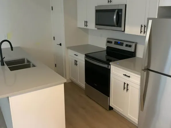 10703 127th St NW, Edmonton, AB