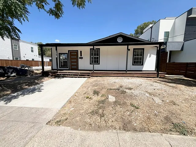 1959 Leath St