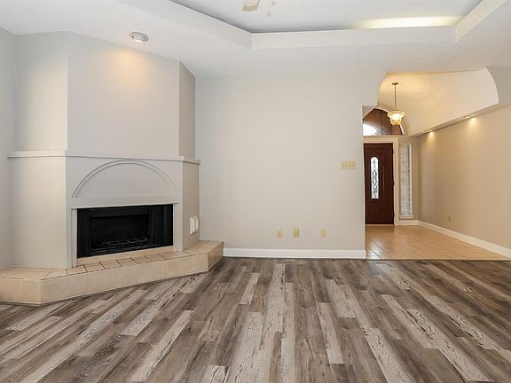 2nd image of 6630 Oakland Hills Drive