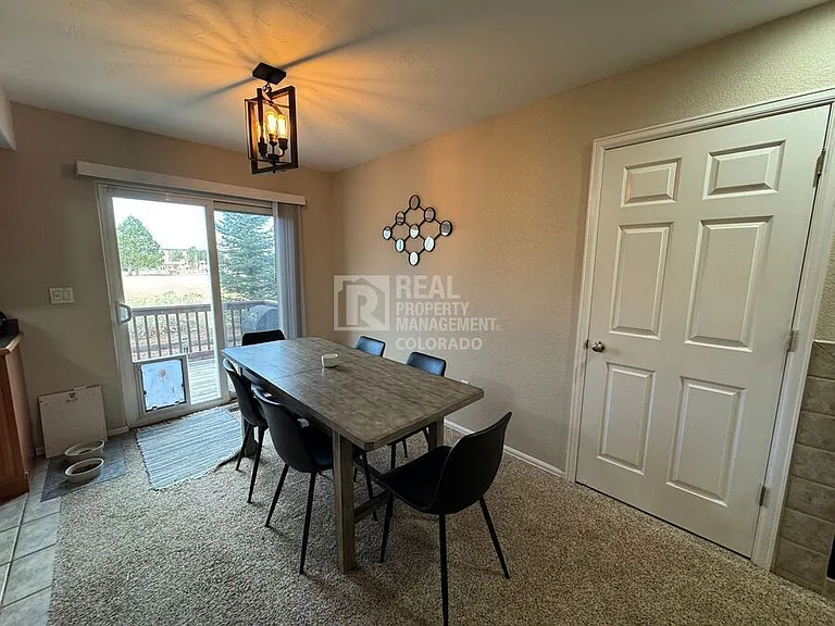 1615 S Chester Ct — Photo 5