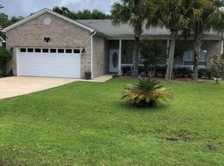 304 Tropical Way, Freeport, FL 32439