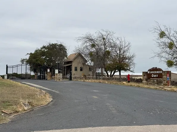 712 Coventry Road, Spicewood, TX 78669