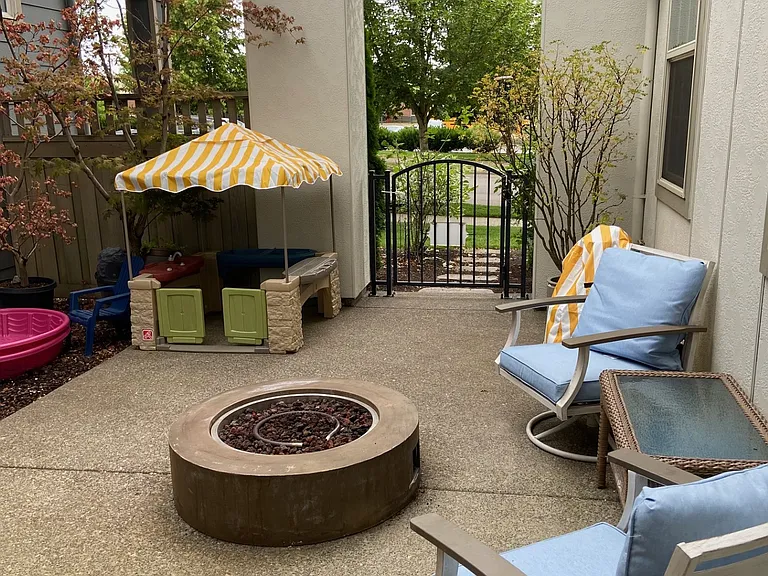 10640 SW Lisbon St — Photo 16
