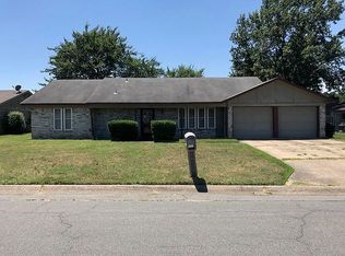 6012 Timberside Rd, Little Rock, AR 72204