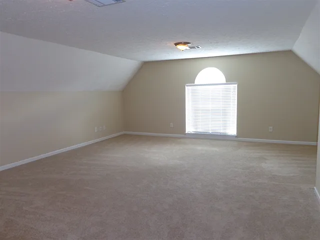 4009 Locerbie Cir — Photo 12