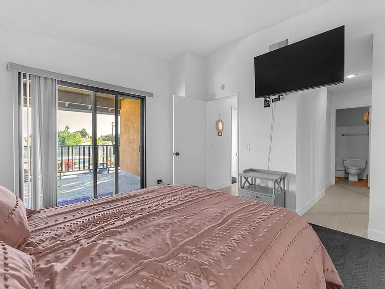 31200 Landau Blvd #408 — Photo 10
