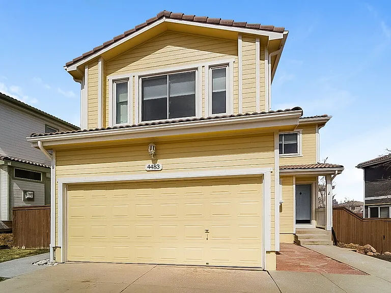 4483 Lyndenwood Point — Photo 1
