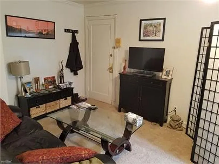 5739 Walnut St #2 — Photo 2