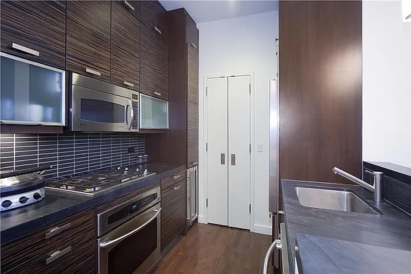 Rented by Douglas Elliman | media 21