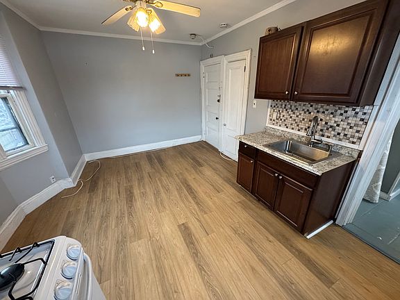 3rd image of 83 Englewood Ave #6