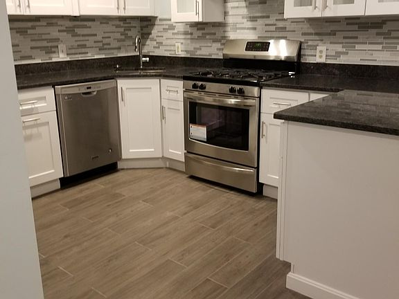 2nd image of 58 Quincy St #2D