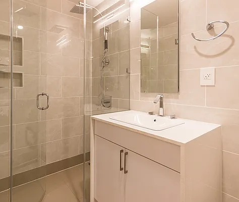 Rented by Compass | media 7