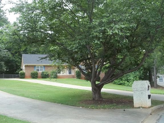 3rd image of 4980 Bridlewood Cir SE