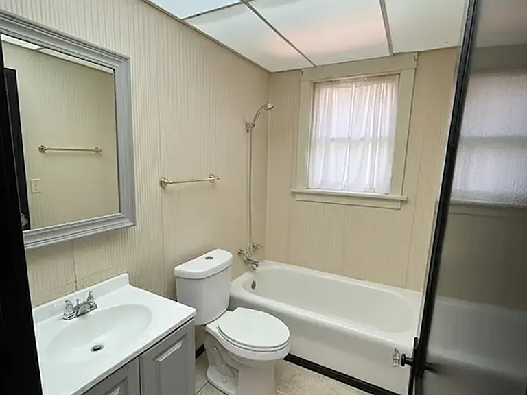 5448 Lisette Ave — Photo 13