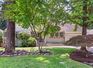 9944 NE Shaver St, Portland, OR