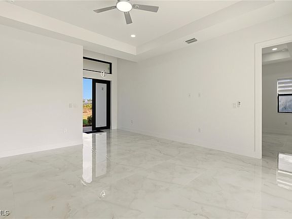 4th image of 2513 19th St SW