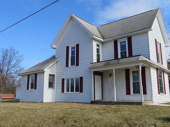 3rd image of 102 E North St