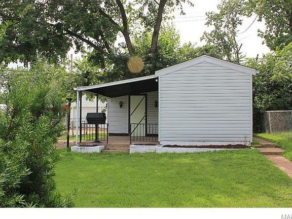4th image of 1339 Kraft St