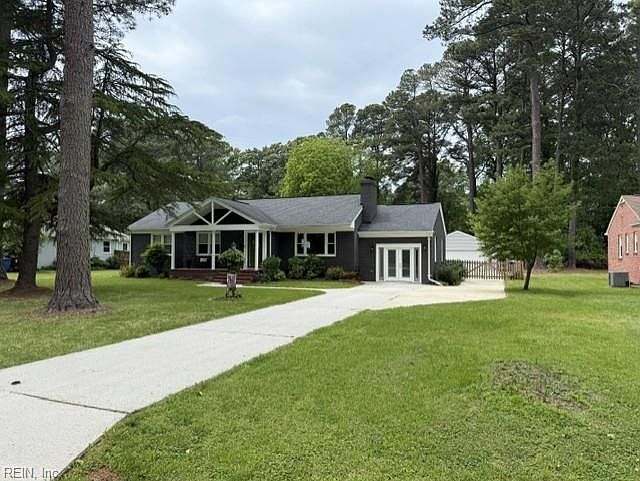 1st image of 119 Longwood Dr