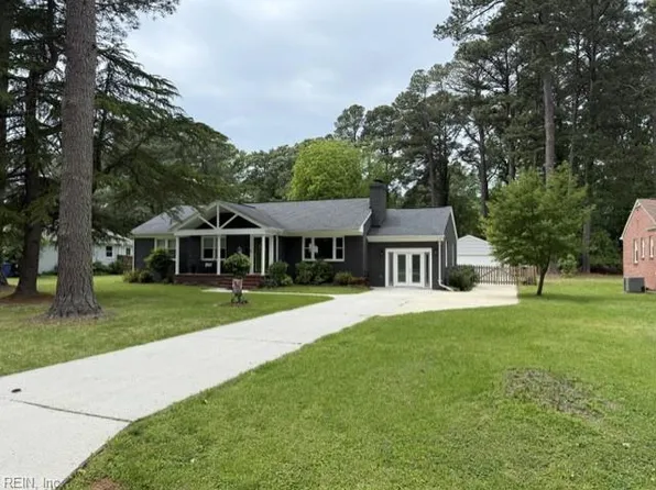 119 Longwood Dr, Newport News, VA 23606