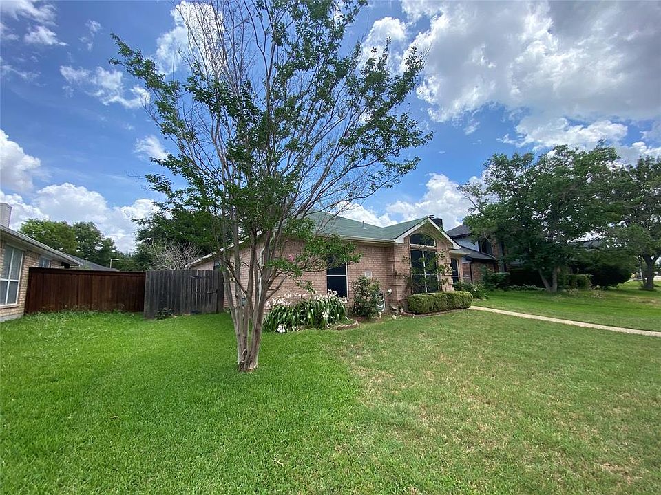 2820 Claremont Dr, Grand Prairie, TX 75052 | Zillow