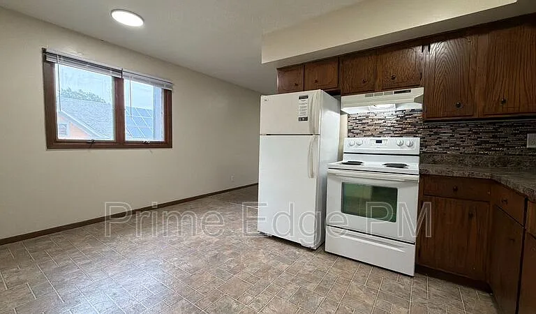 2532 T St #6 — Photo 1