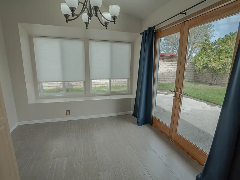 22735 Norton Dr — Photo 5