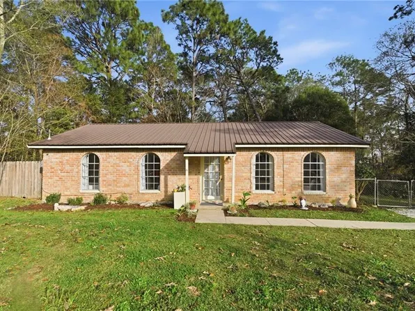 4657 Clarendon Dr, Mobile, AL 36619