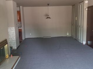 6051 W Port Ave, Milwaukee, WI 53223