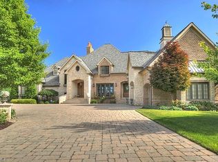 32196 Lake Rd, Avon Lake, OH 44012