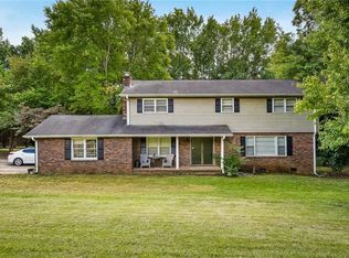 901 Parkwood Dr, Anderson, SC 29625