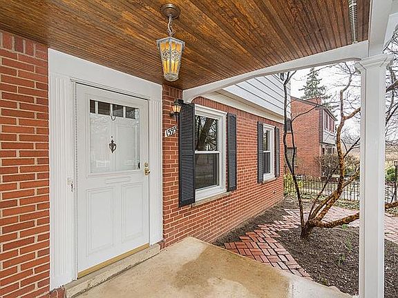 2nd image of 1595 Woodland Dr