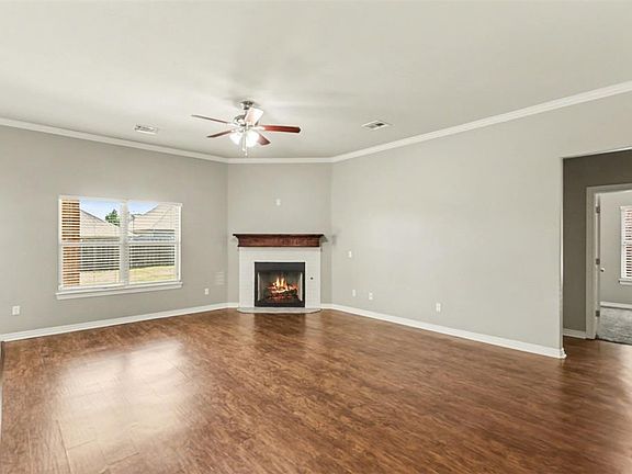 5th image of 3224 Briargate Rd