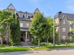138 Gatwick Dr, Oakville, ON L6H6N3