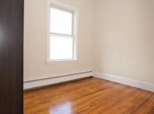 19 Parker St, Charlestown, MA 02129