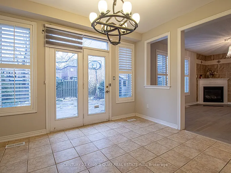 6 Messina Ave — Photo 23