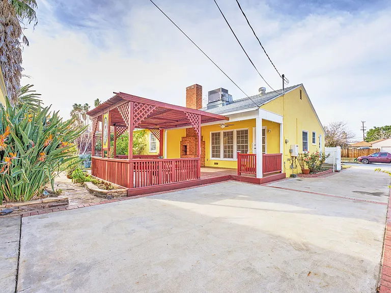 20758 Stephanie Dr — Photo 41