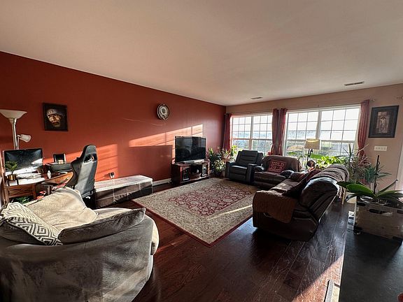 5th image of 2130 Red Fox Dr