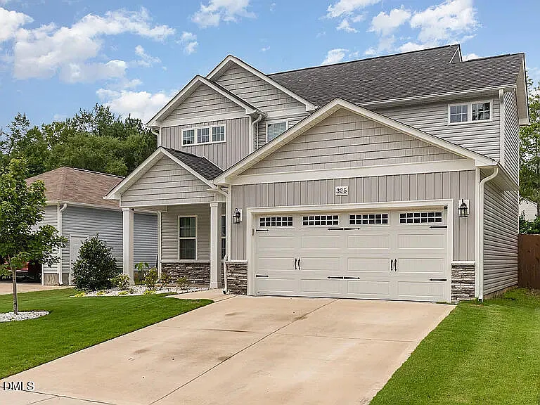 325 Whetstone Dr — Photo 2
