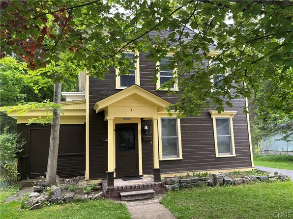 41 Maple Ave, Hamilton, NY 13346