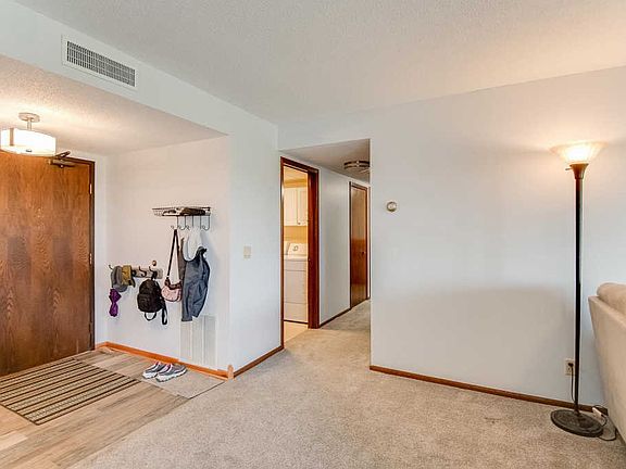 3rd image of 7220 York Ave S APT 517