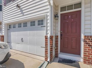 517 Boxwood Ln, Woodbury, NJ 08096